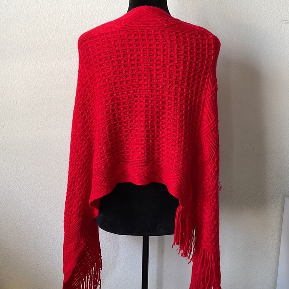 Women Red Shawl Poncho S-M Knitted Sweater Pullover with Fringe Soft Pullover - Picture 15 of 15
